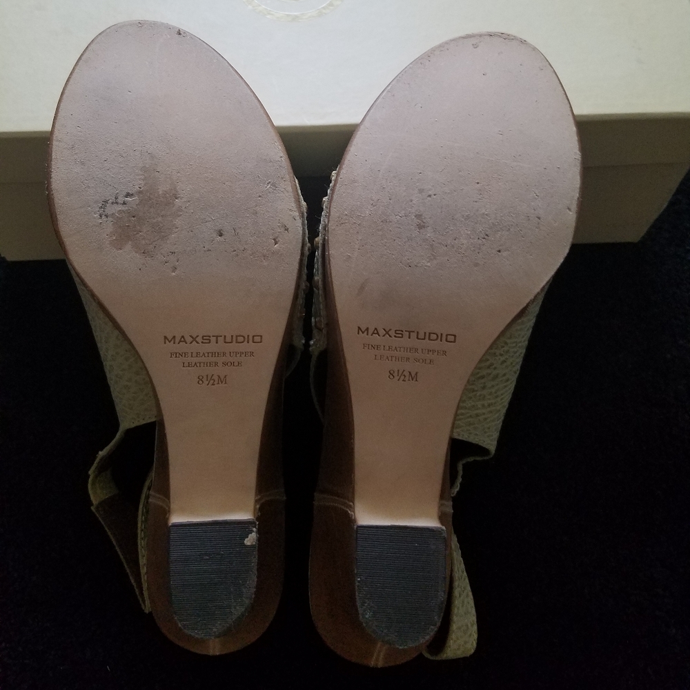 Max Studio Locket Wedge Sandals - Picture 5 of 5